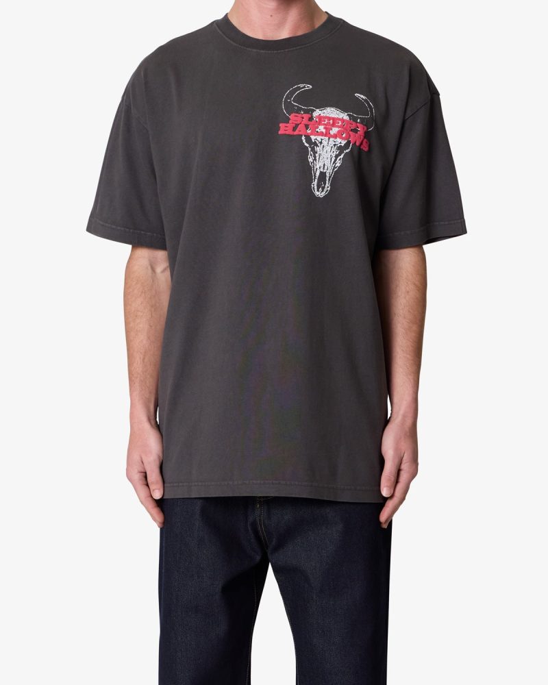 Bullskull Tee - Washed Black